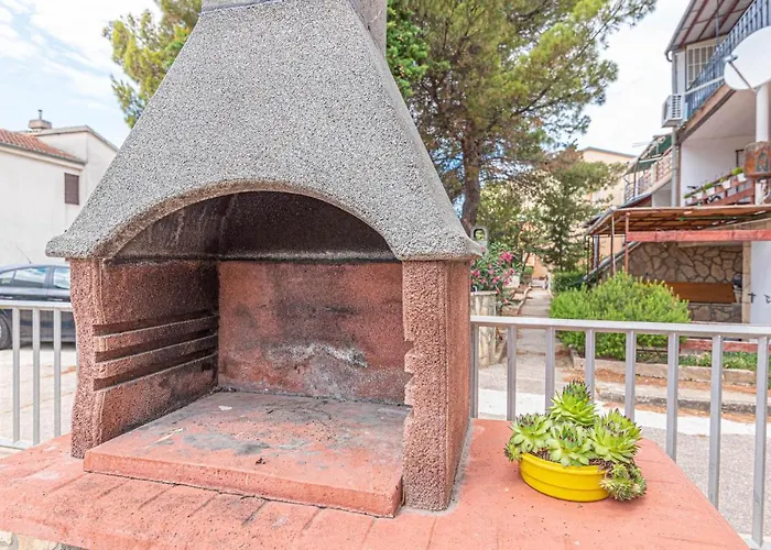 2 Bedroom Awesome In شقة *